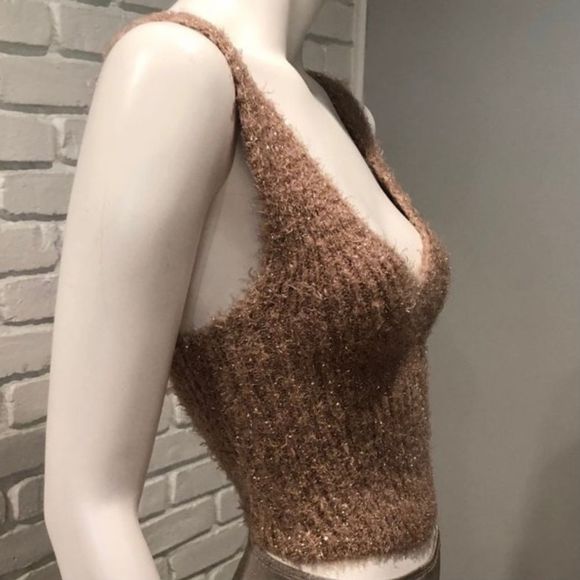 FUZZY BEIGE & TAN CROPPED GOLD METALLIC TANK SWEATER NWT - Picture 8 of 11